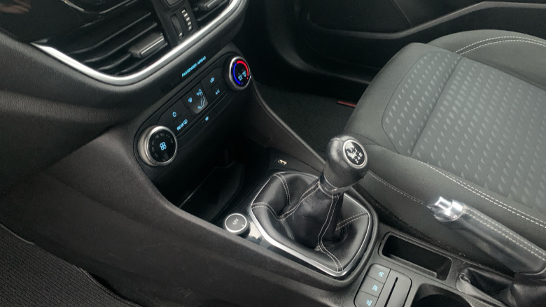 Ford Fiesta 1.1 Zetec 5dr Petrol Hatchback